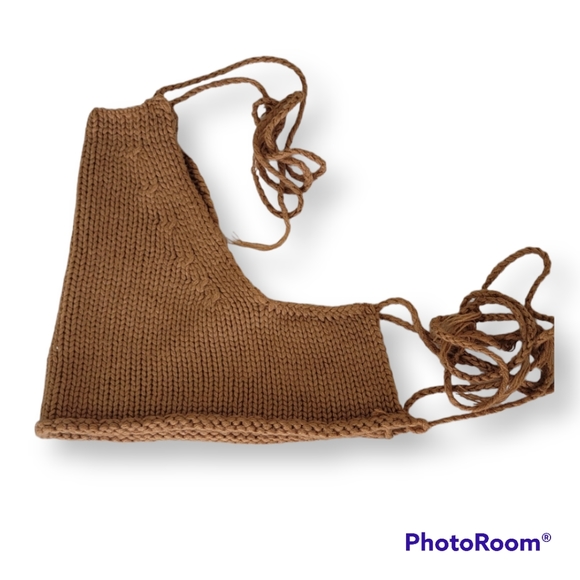 Knitted halter top - Picture 7 of 7